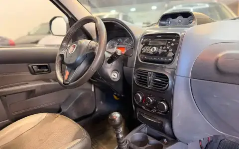 Fiat Palio Weekend 2016 - foto 6 de 12