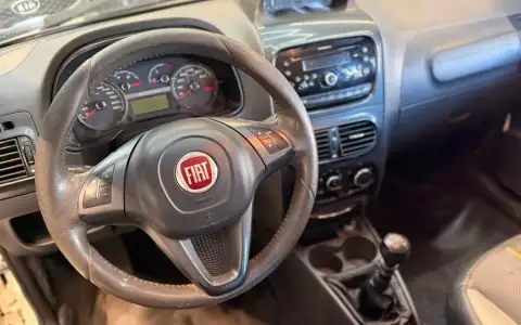 Fiat Palio Weekend 2016 - foto 7 de 12
