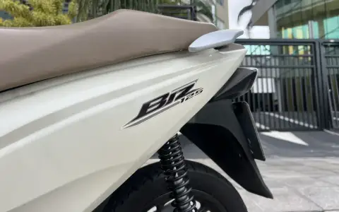 Honda BIZ 125 2023 - foto 8 de 12