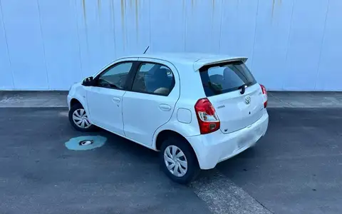 Toyota Etios XS 2017 - foto 6 de 7