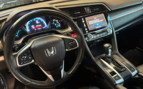 Honda Civic 2020 - foto 2 de 11