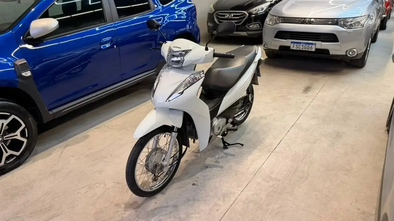 Honda BIZ 2023 - foto 1 de 11