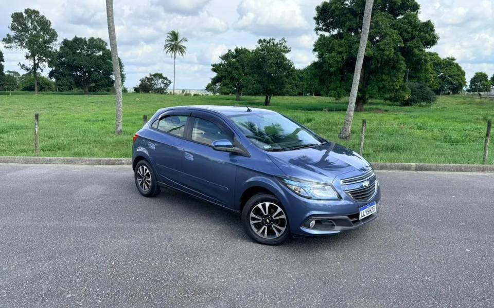 Chevrolet Onix 2014 - foto 2 de 7