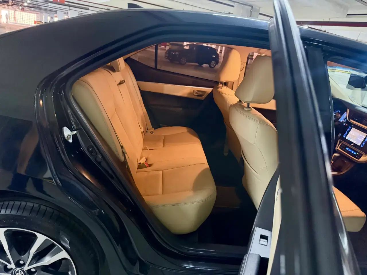 Toyota Corolla Altis 2018 - foto 5 de 7