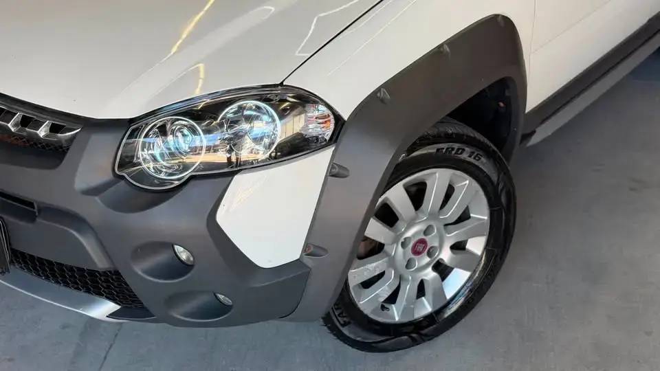 Fiat Palio Weekend 2016 - foto 2 de 12